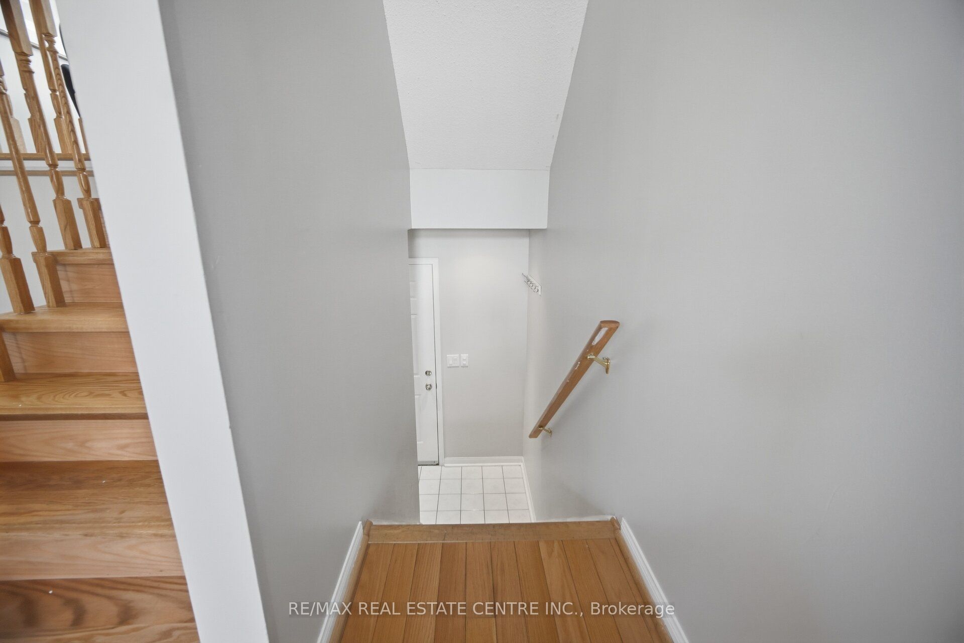 83 Mondeo Drive 96 Property Photo 35