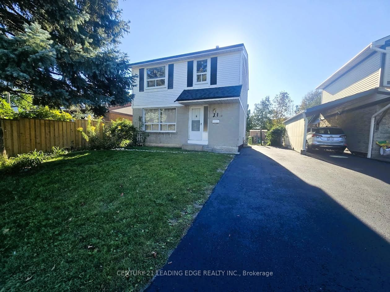 5 Murison Boulevard Property Photo 1