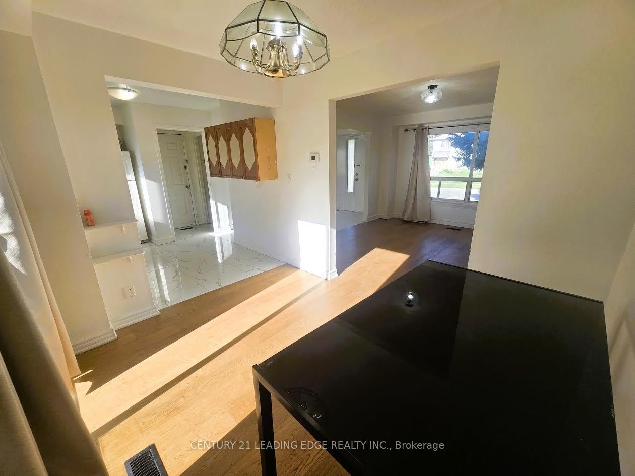 5 Murison Boulevard Property Photo 12