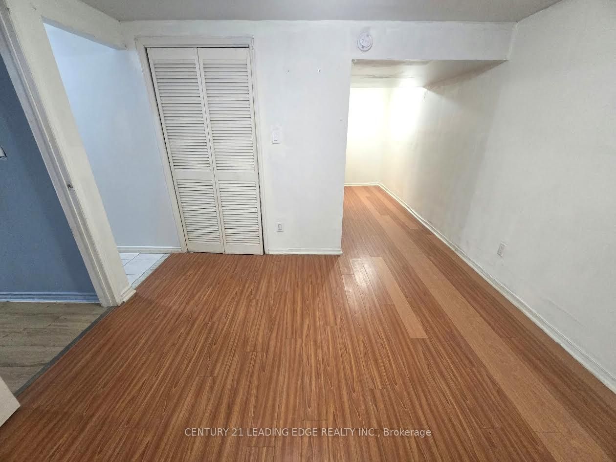 5 Murison Boulevard Property Photo 36