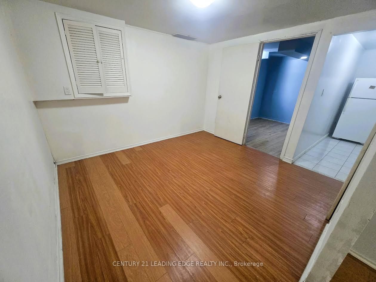 5 Murison Boulevard Property Photo 37