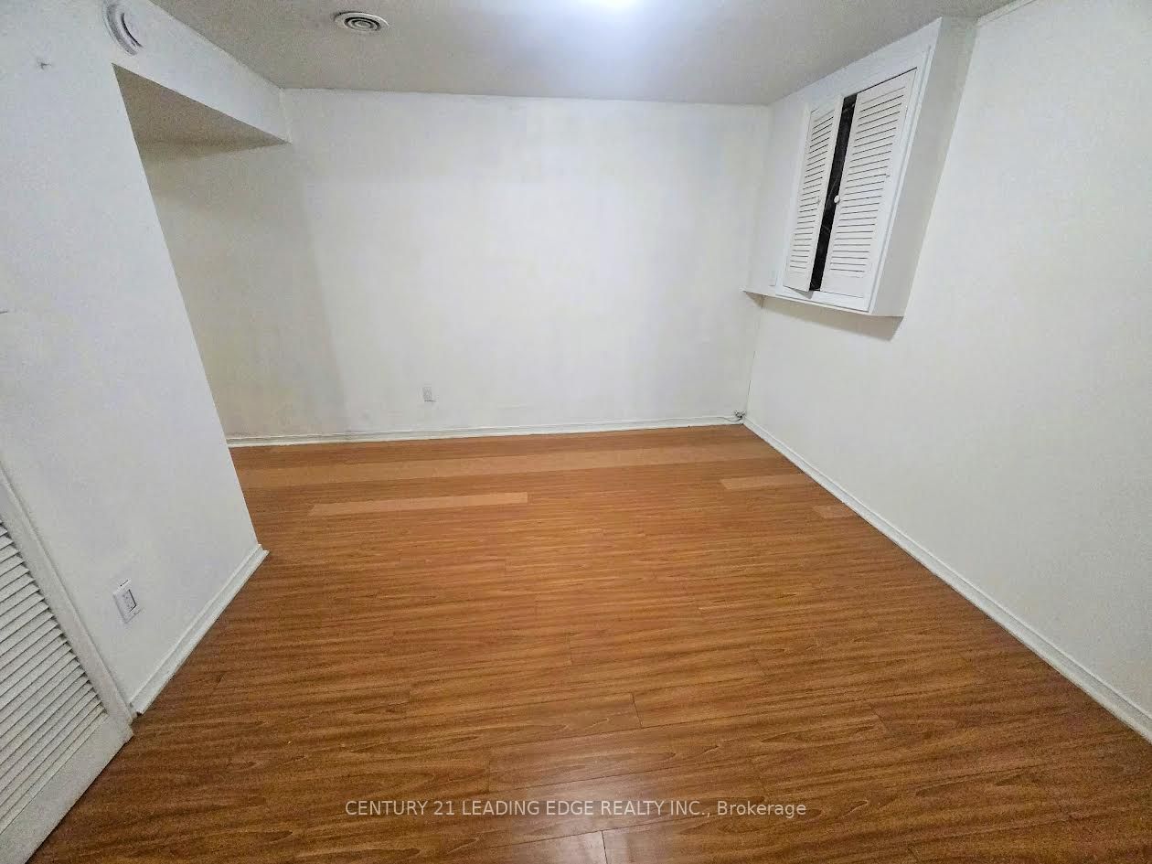 5 Murison Boulevard Property Photo 40