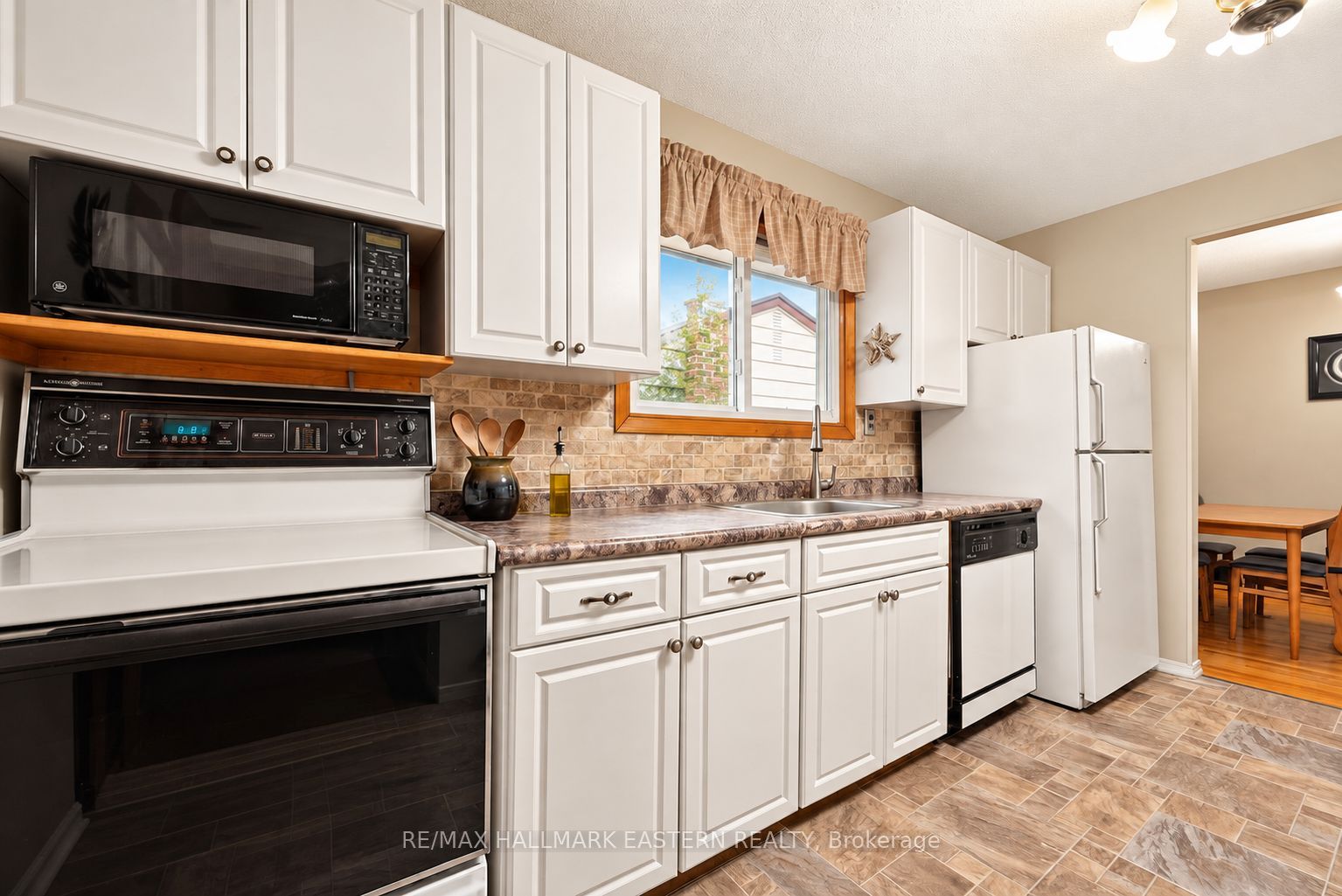 844 Florell Drive Property Photo 10