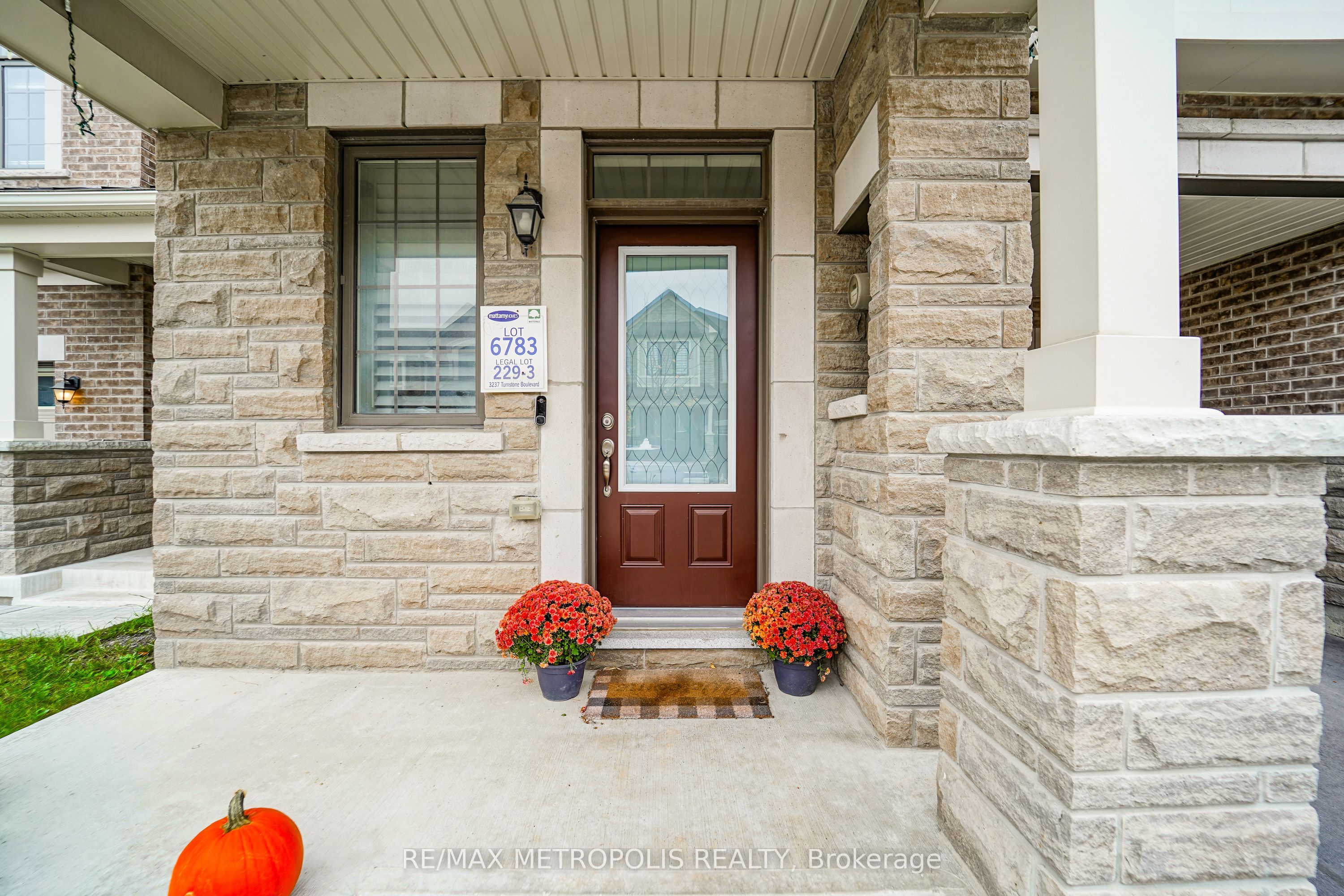 3237 Turnstone Boulevard Property Photo 10