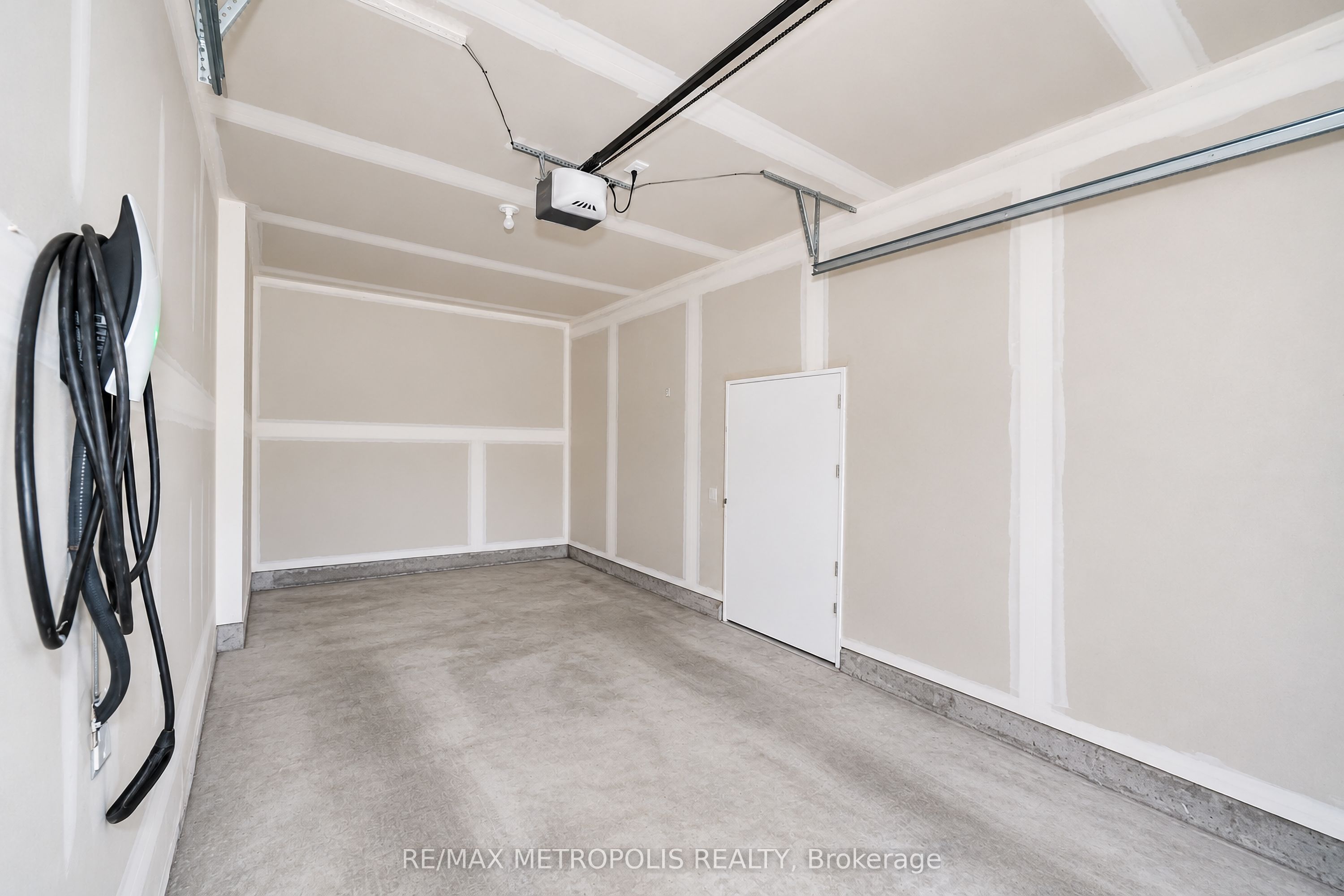 3237 Turnstone Boulevard Property Photo 16