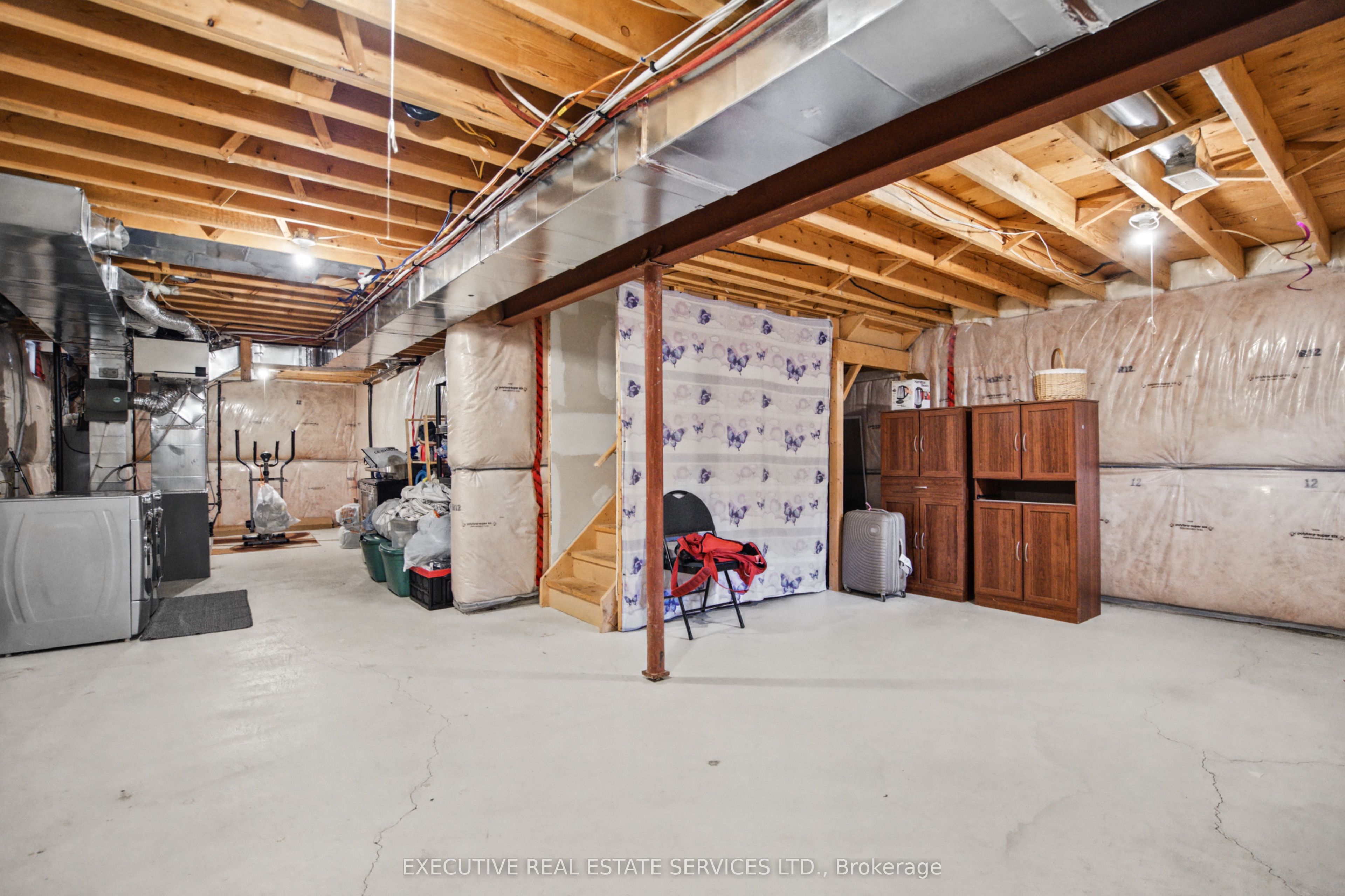 1571 Edgecroft Drive Property Photo 44