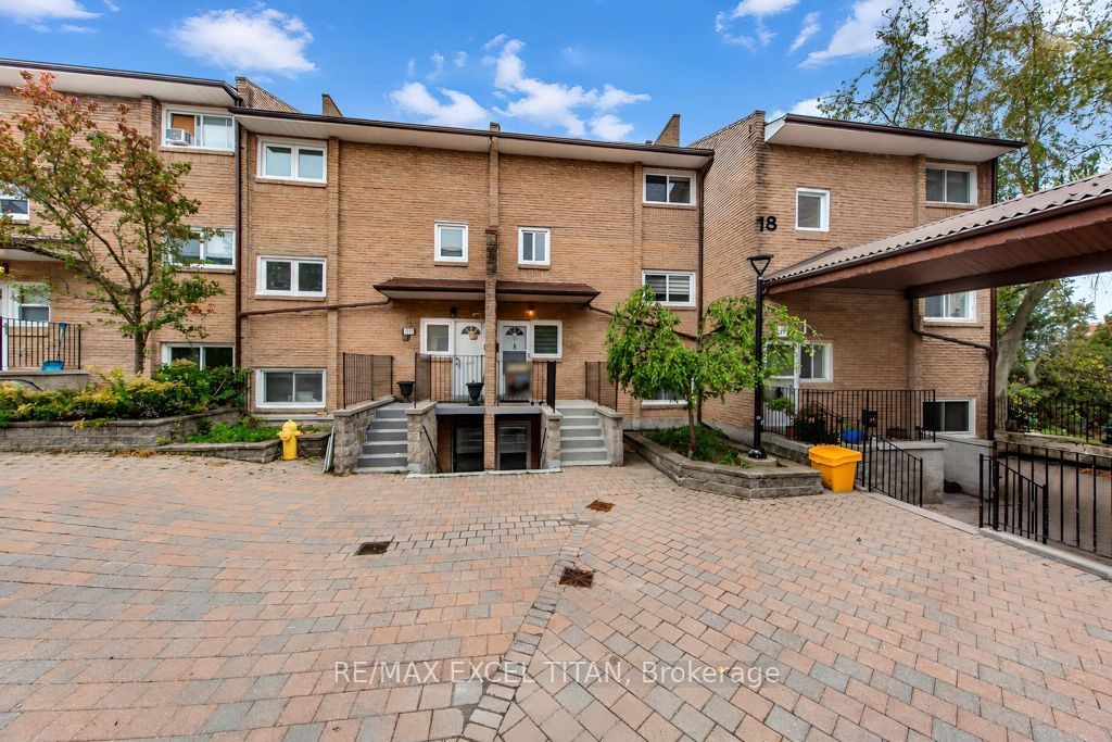 50 Scarborough Golf Club Road 153 Property Photo 1