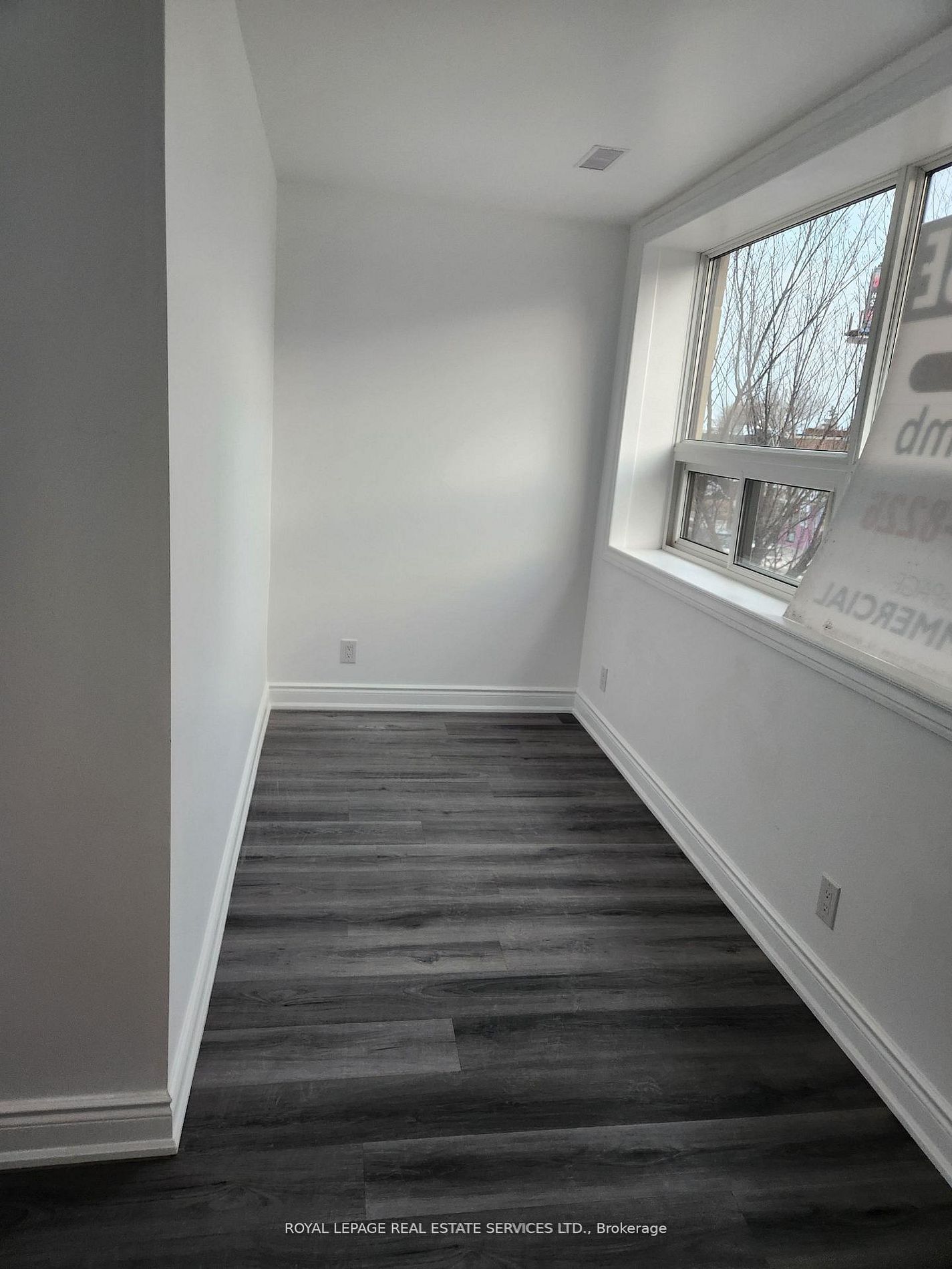 2820 Danforth Avenue 201 Property Photo 8