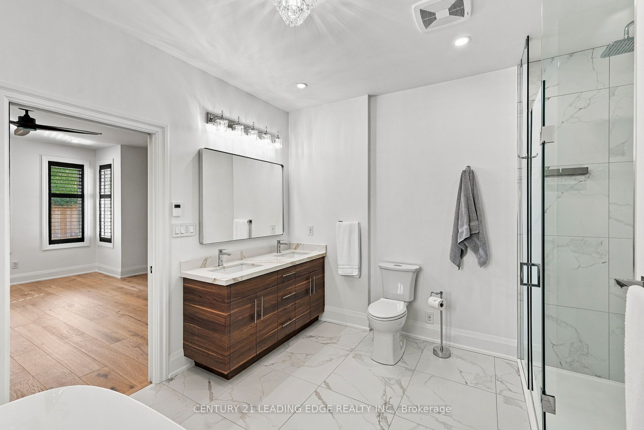 195 Whitby Shores Greenway Property Photo 27