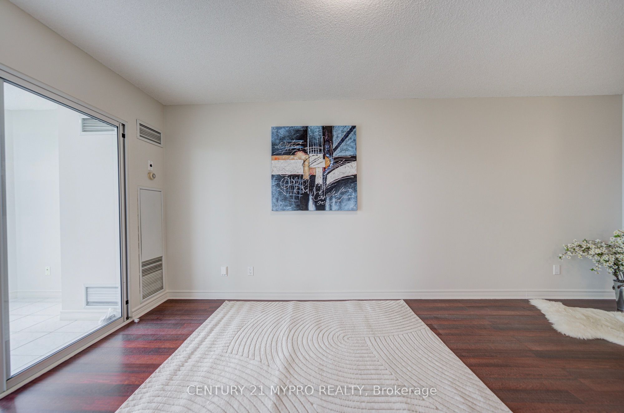68 Corporate Drive 3136 Property Photo 8