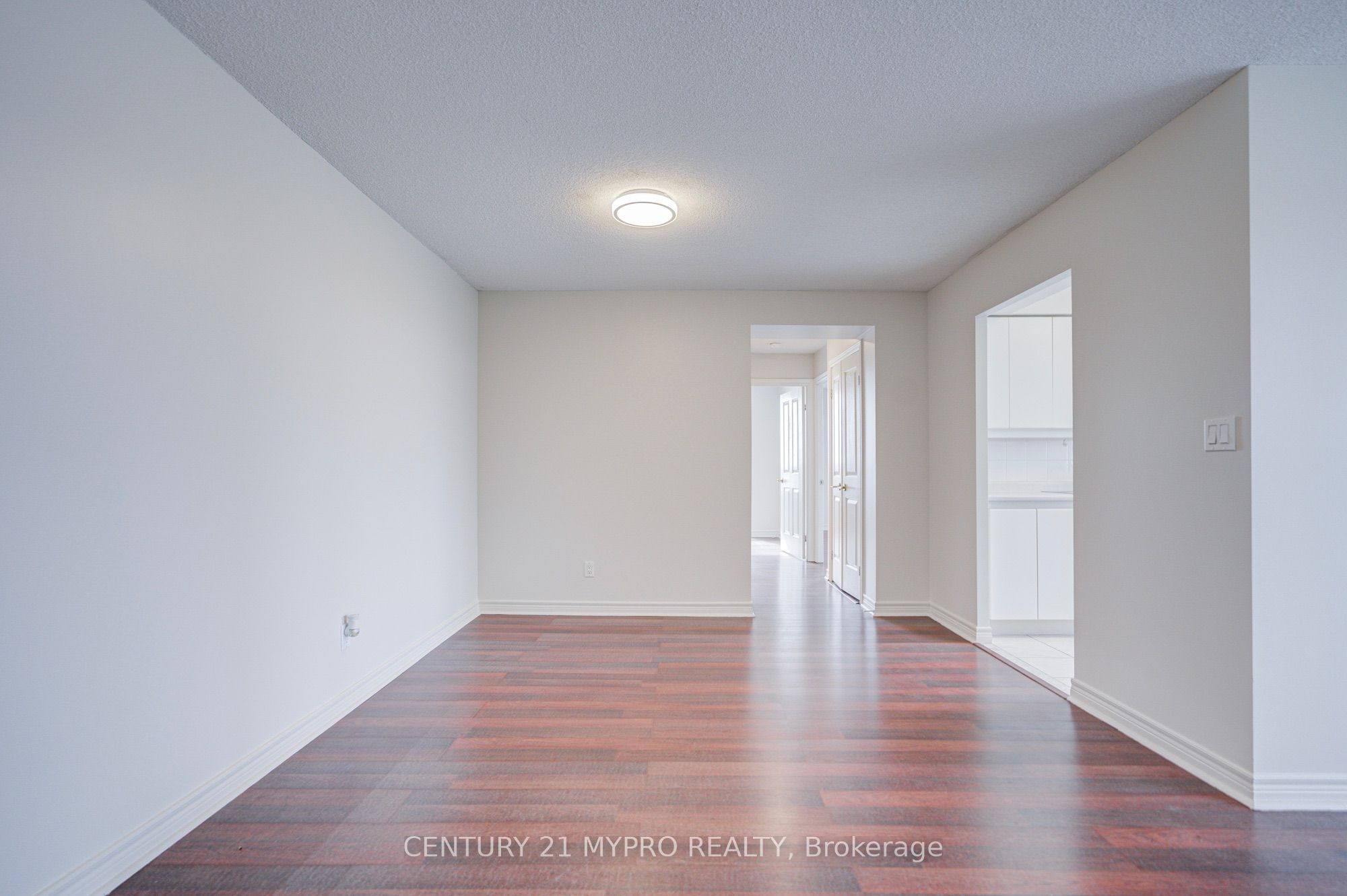 68 Corporate Drive 3136 Property Photo 9