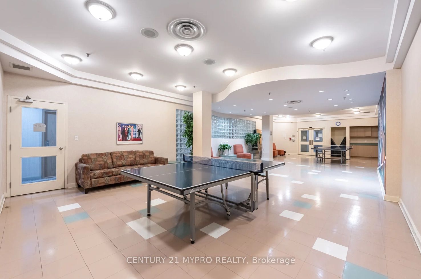 68 Corporate Drive 3136 Property Photo 32