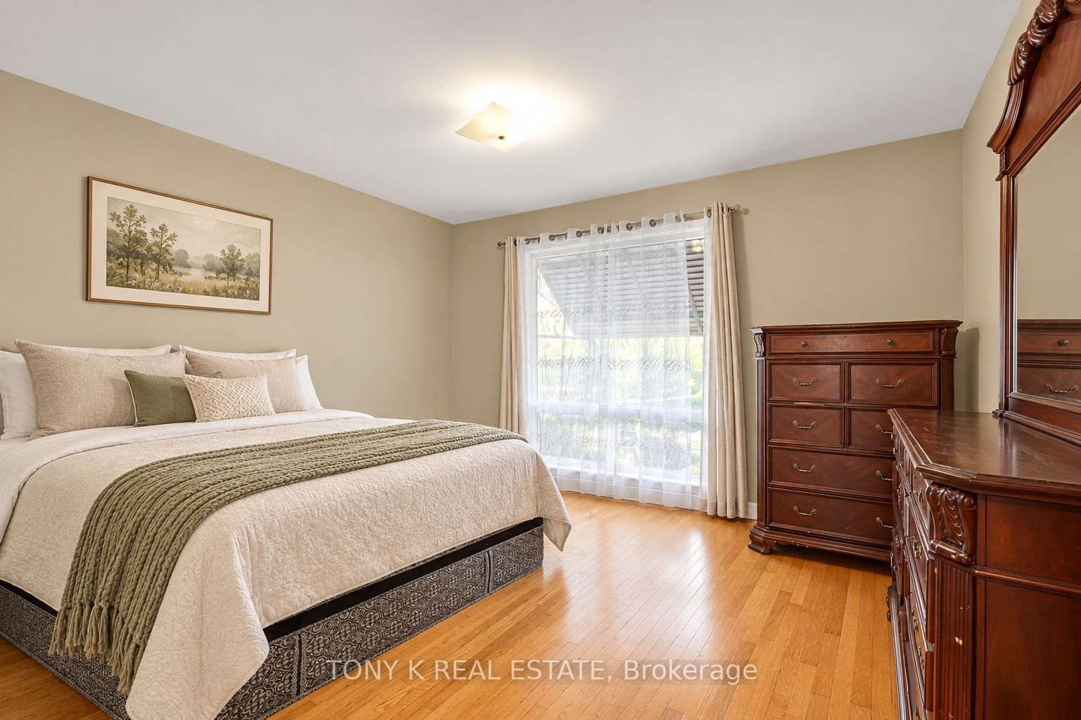 102 Haileybury Drive Property Photo 12