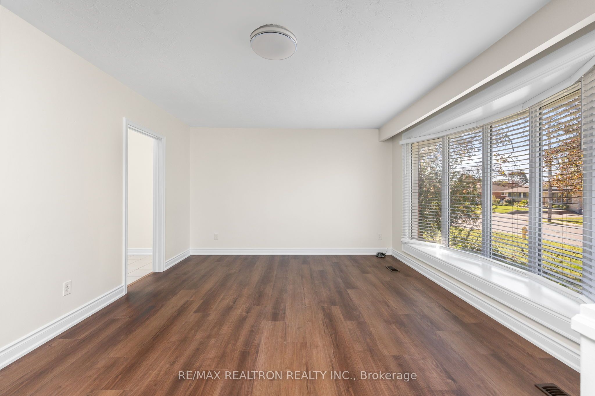 21 Athabasca Street Property Photo 6