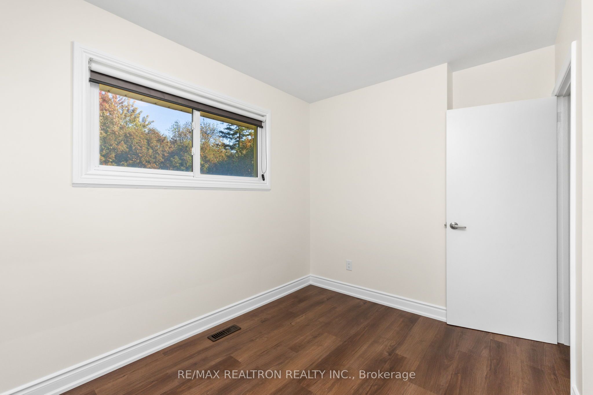 21 Athabasca Street Property Photo 18