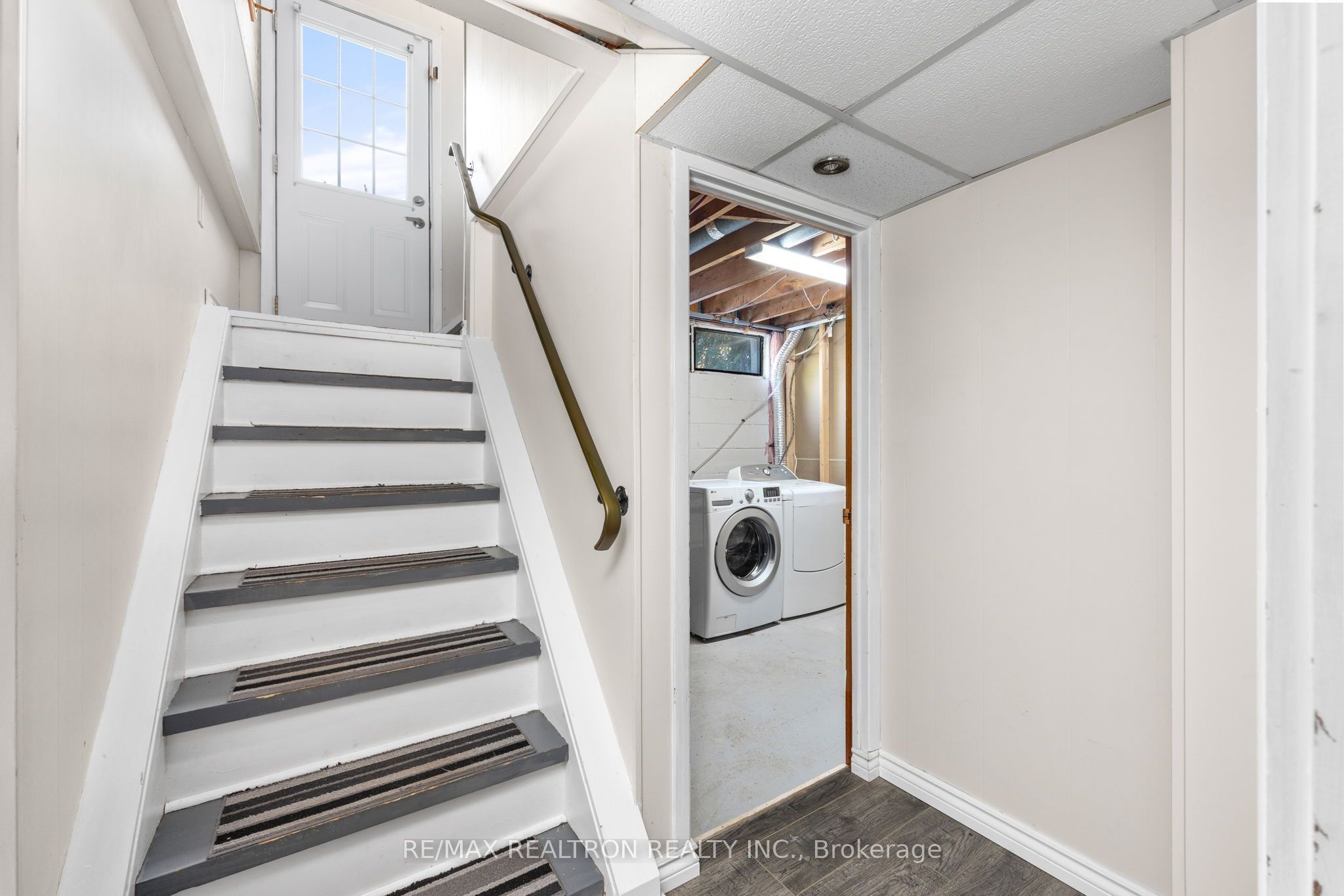 21 Athabasca Street Property Photo 21