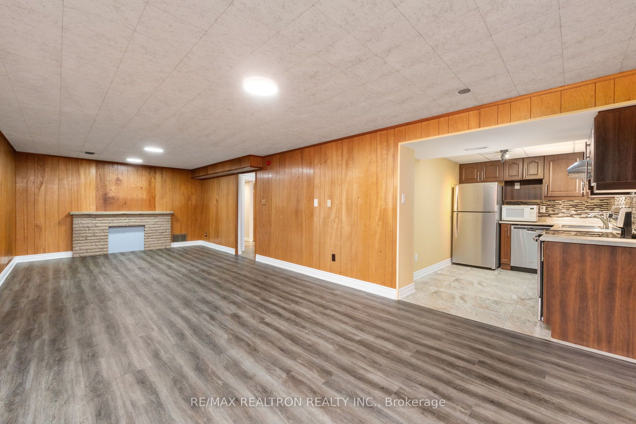 21 Athabasca Street Property Photo 23