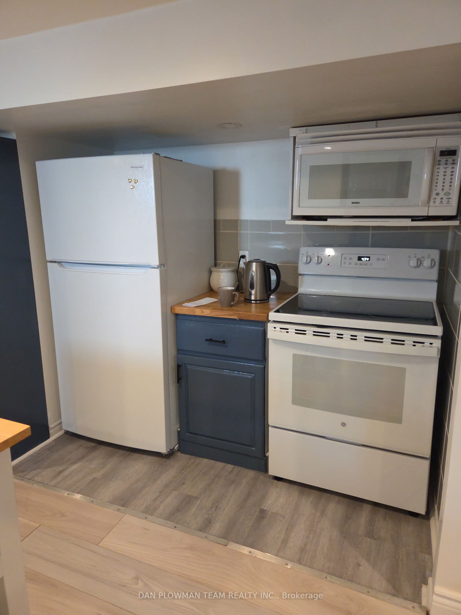 131 Central Park Boulevard N Bsmt Property Photo 4