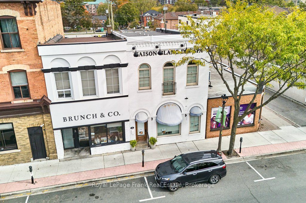 159 Brock Street N Property Photo 2