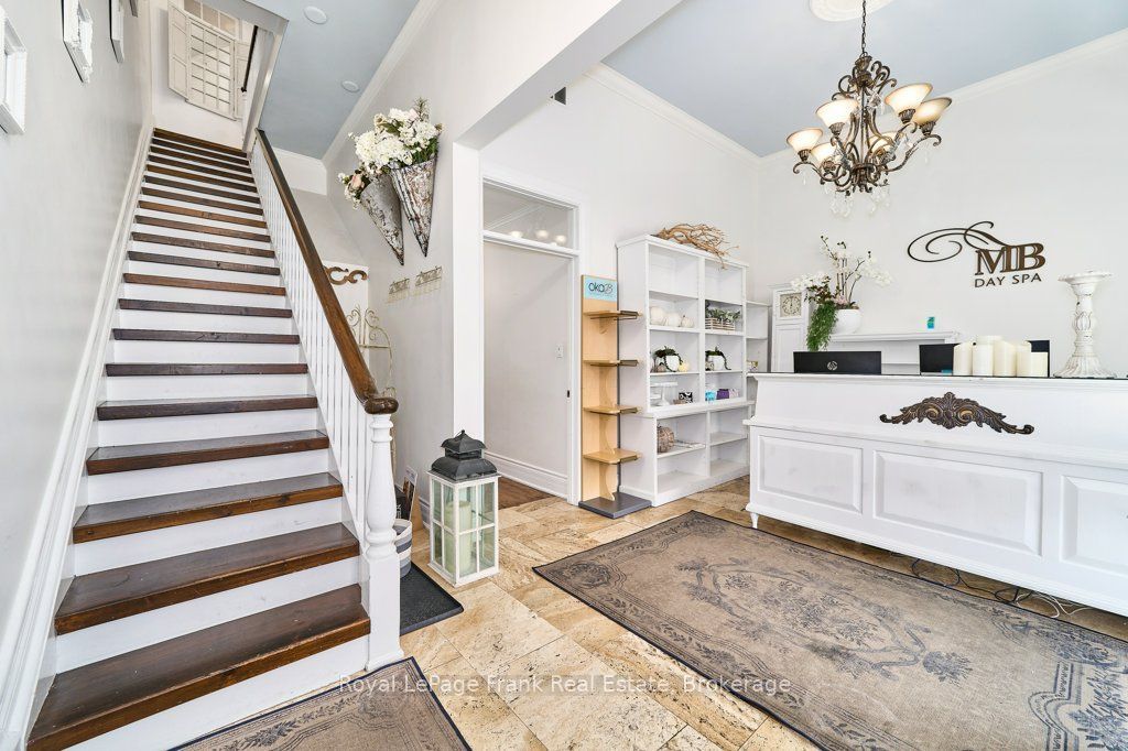159 Brock Street N Property Photo 5