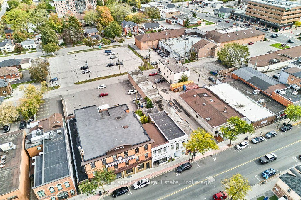159 Brock Street N Property Photo 26