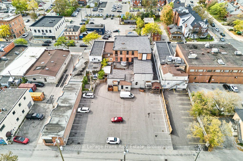 159 Brock Street N Property Photo 29