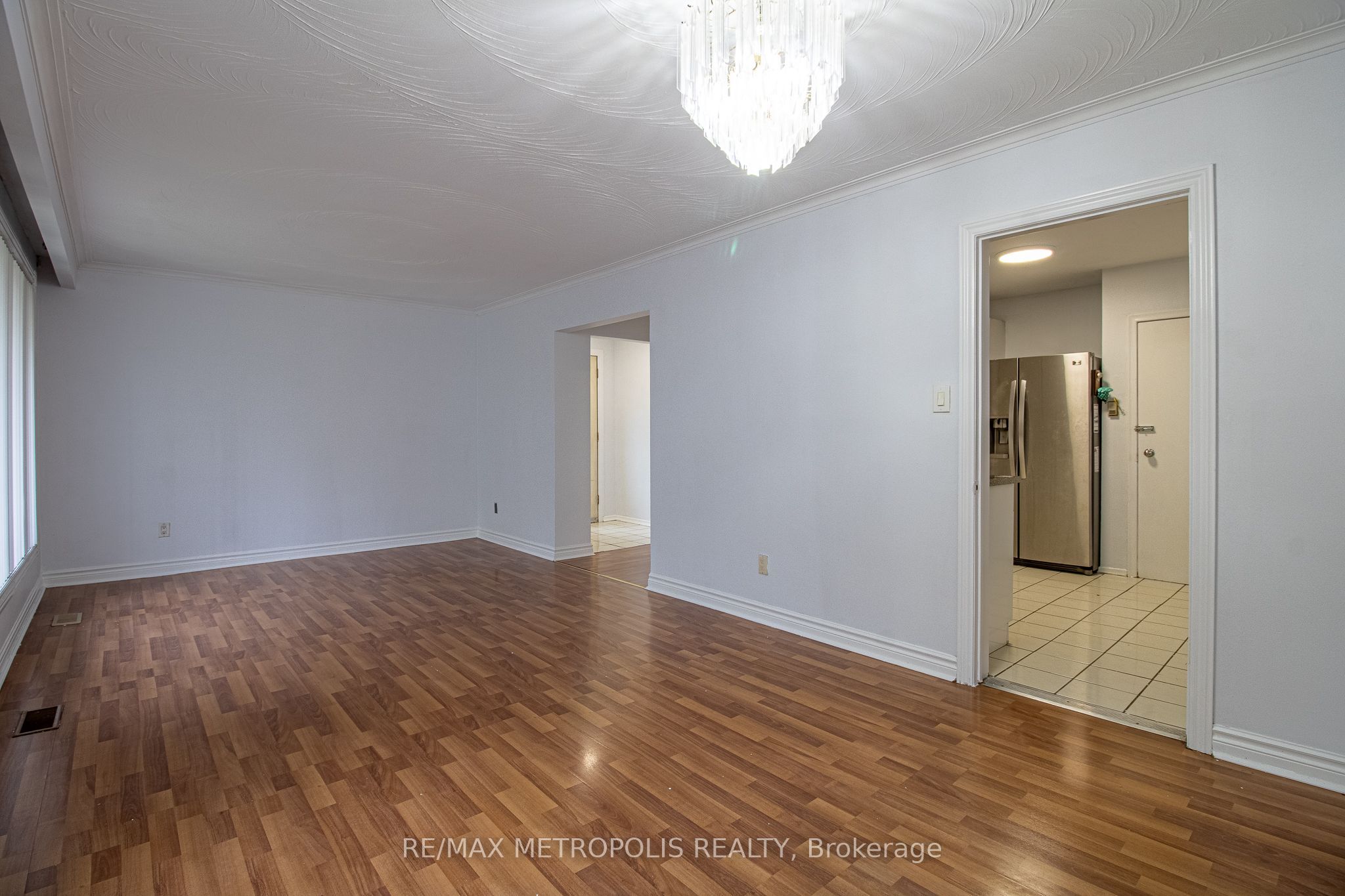 57 Chancellor Drive Upper Property Photo 6