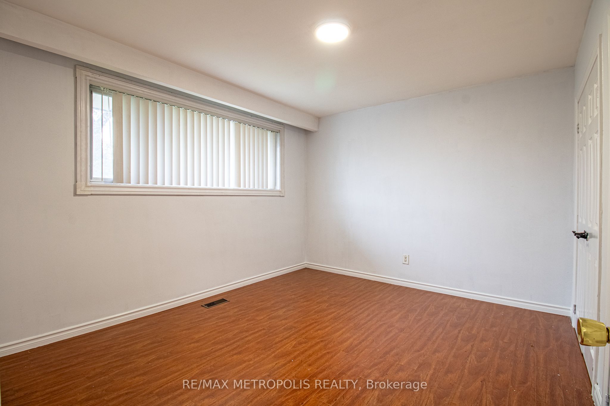 57 Chancellor Drive Upper Property Photo 12