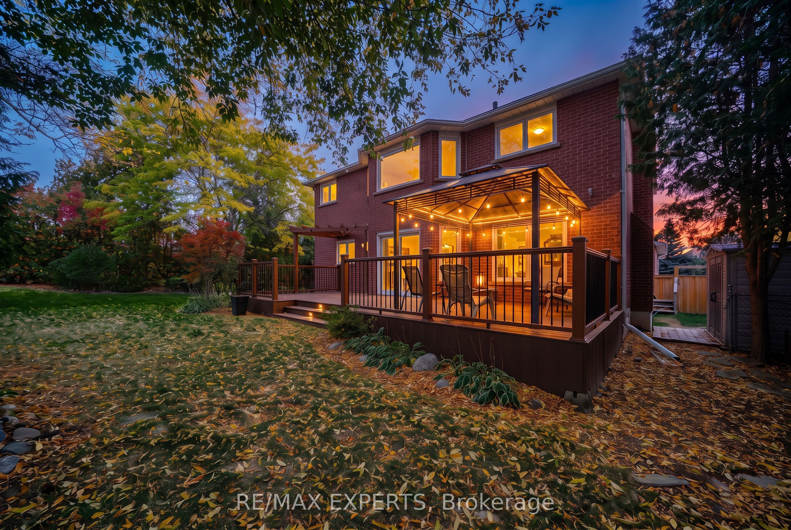 231 Mossbrook Square Property Photo 42