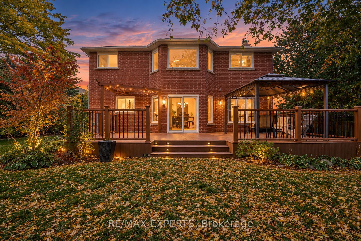 231 Mossbrook Square Property Photo 43