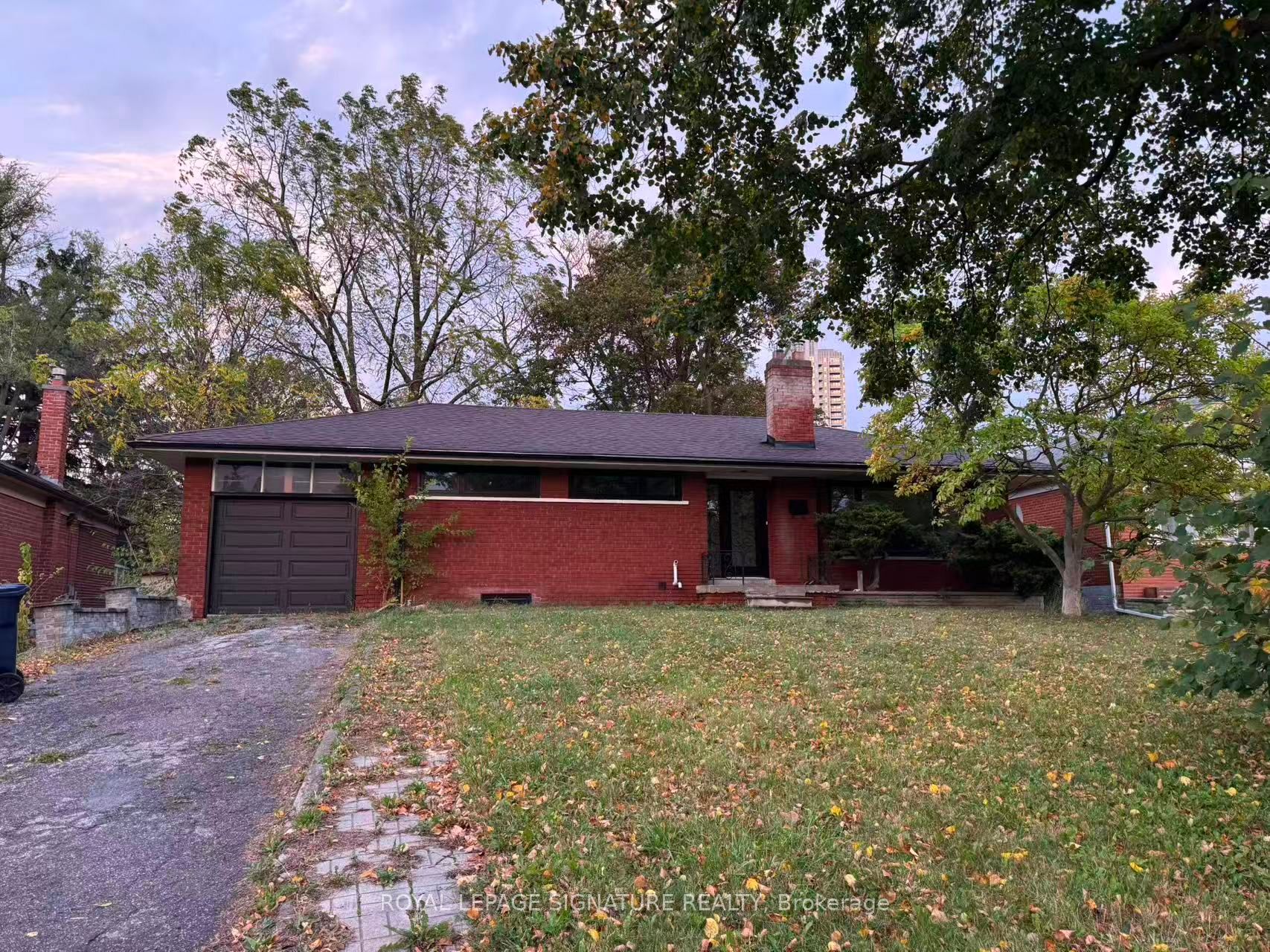 120 Earlton Road Property Photo 2