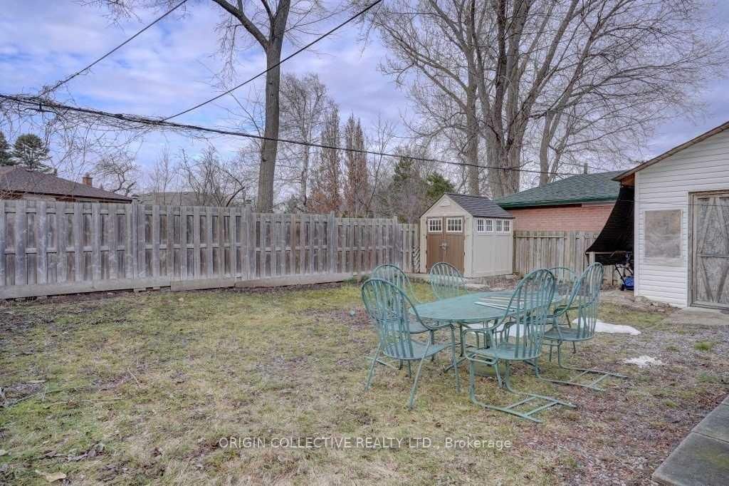 42 Par Avenue Basement Property Photo 3