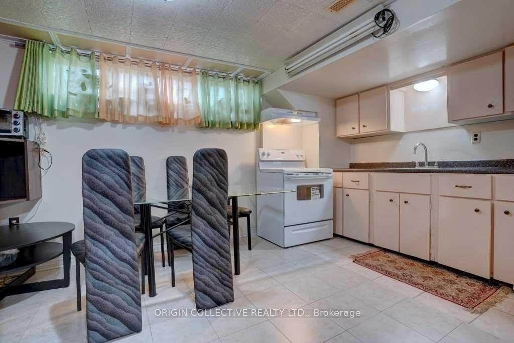 42 Par Avenue Basement Property Photo 5