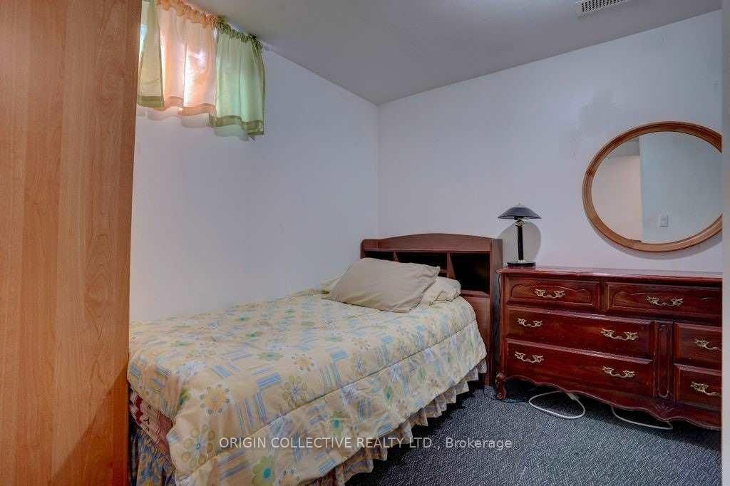 42 Par Avenue Basement Property Photo 7