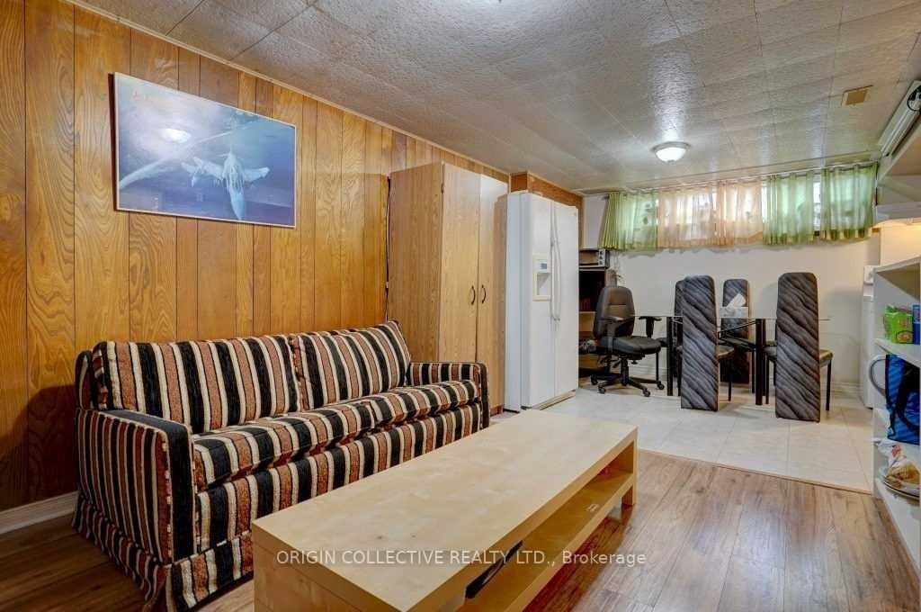 42 Par Avenue Basement Property Photo 10