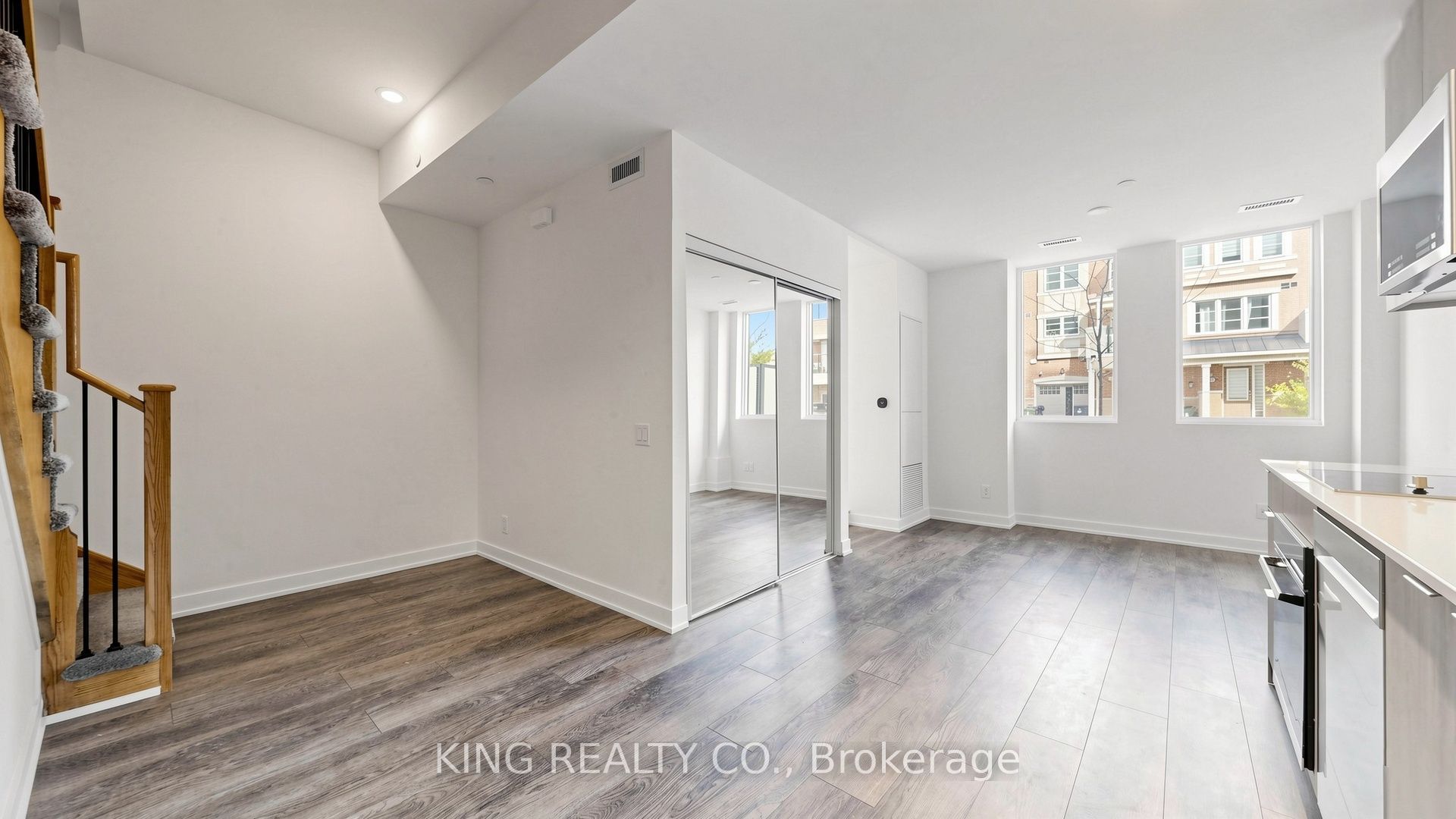 90 Mendelssohn Street 101 Property Photo 6