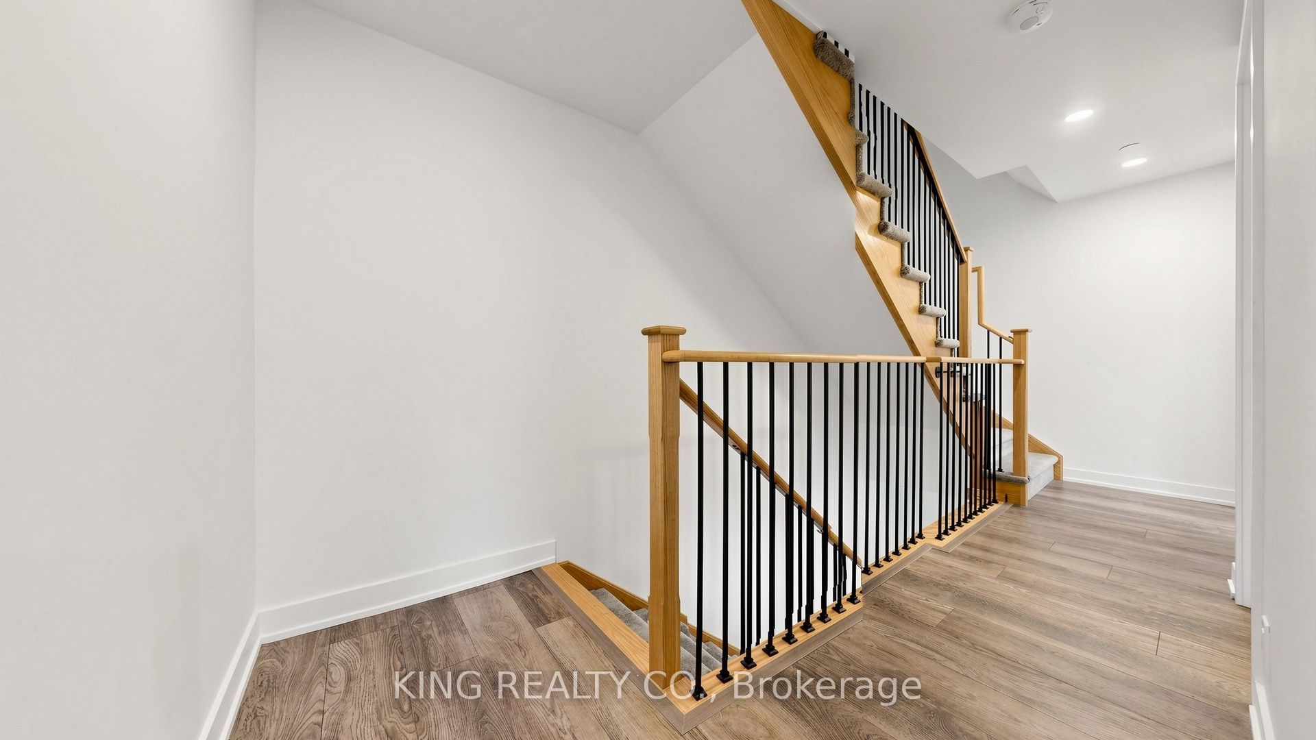 90 Mendelssohn Street 101 Property Photo 9