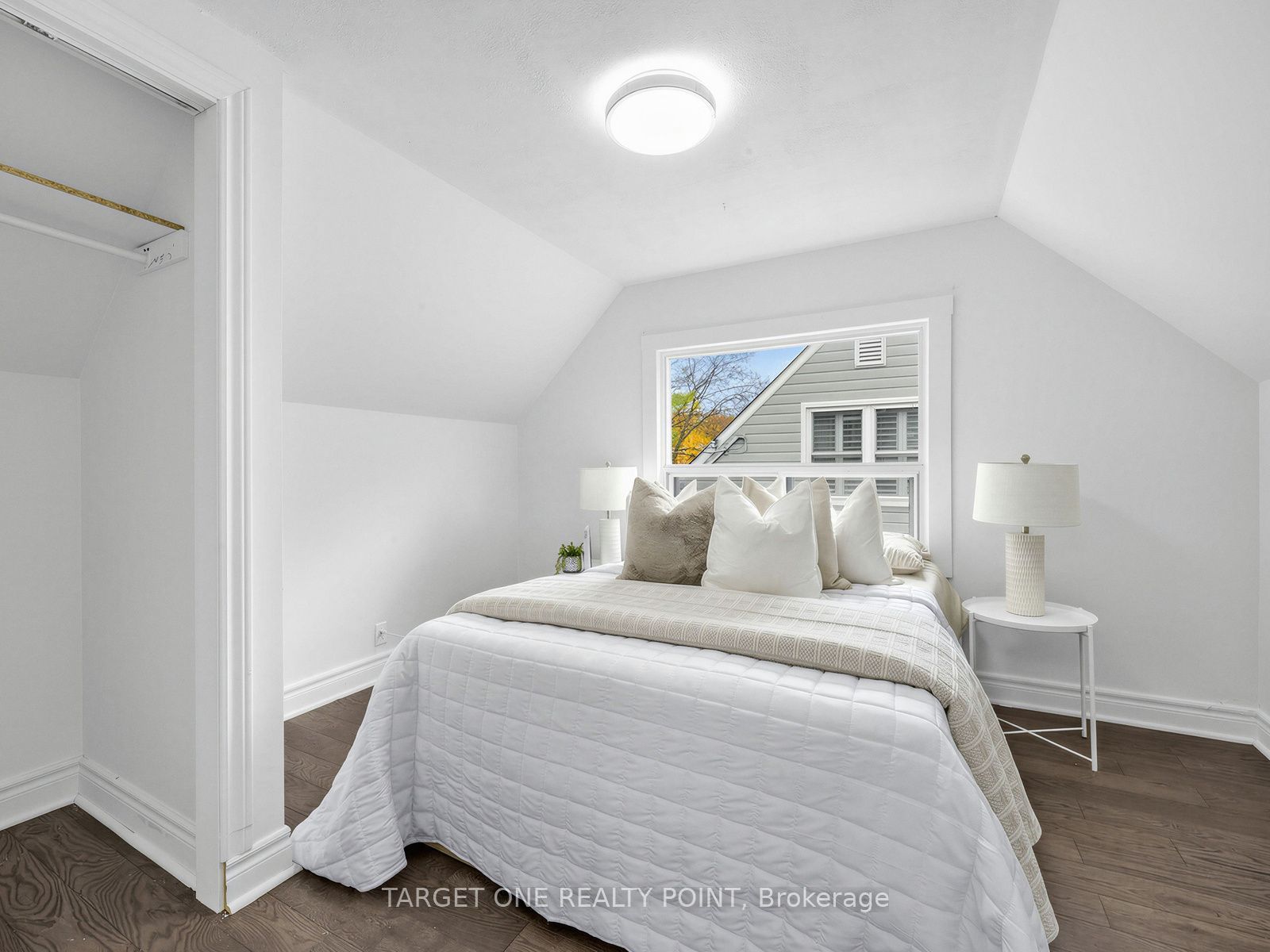 75 Gradwell Drive Property Photo 21