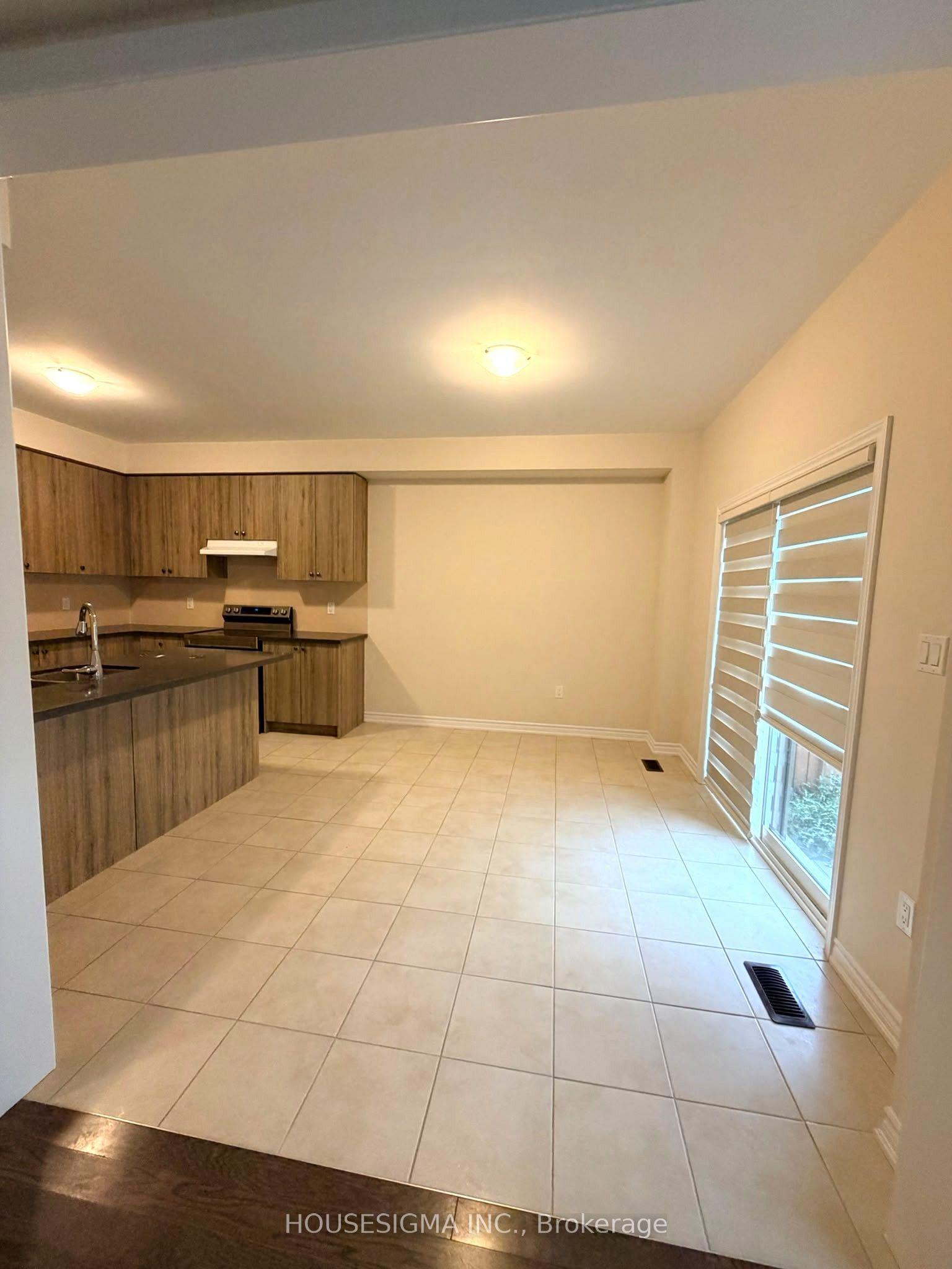 206 Ronald Guscott Street Property Photo 8