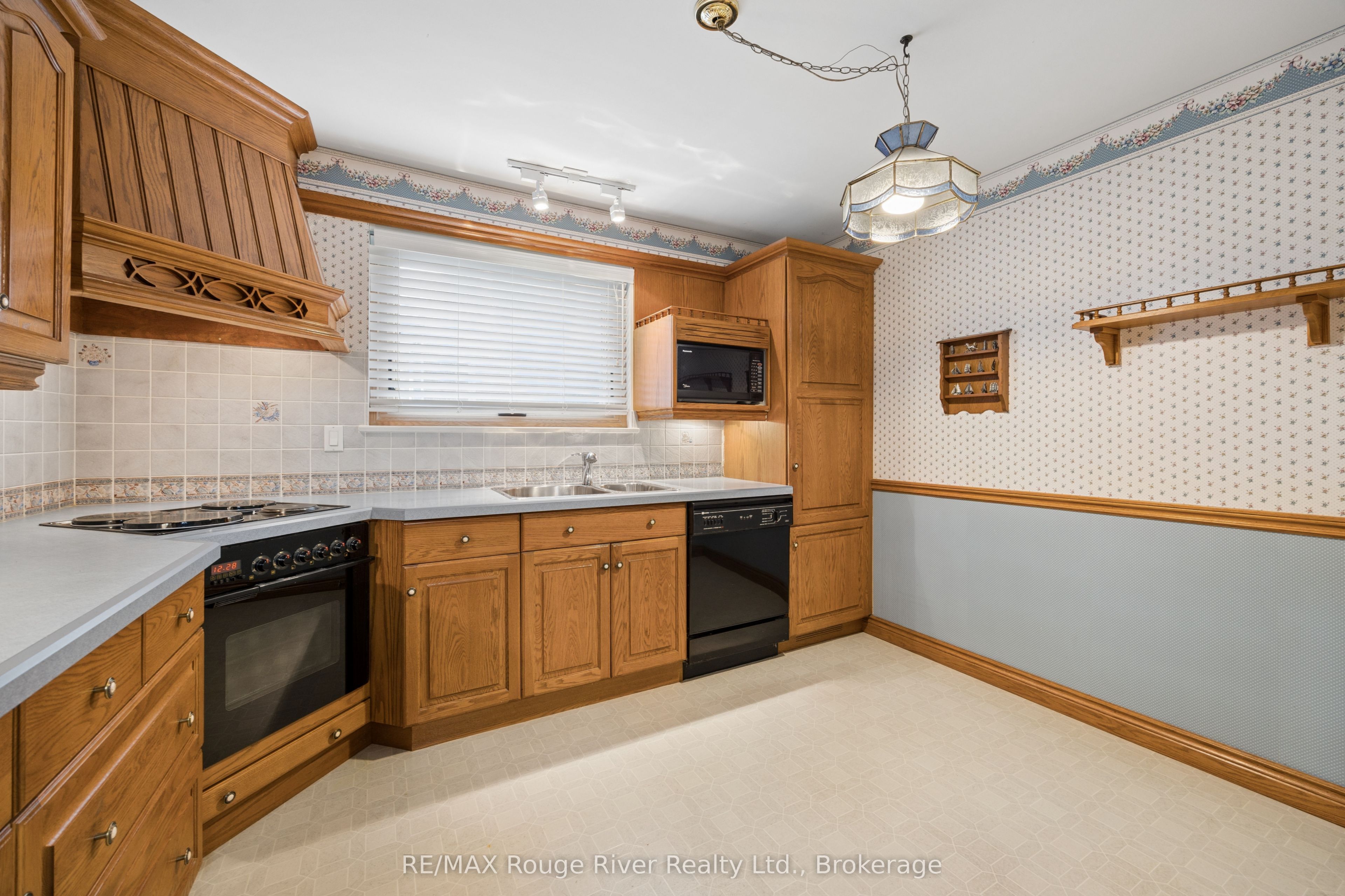 3 Heatherwood Road Property Photo 15