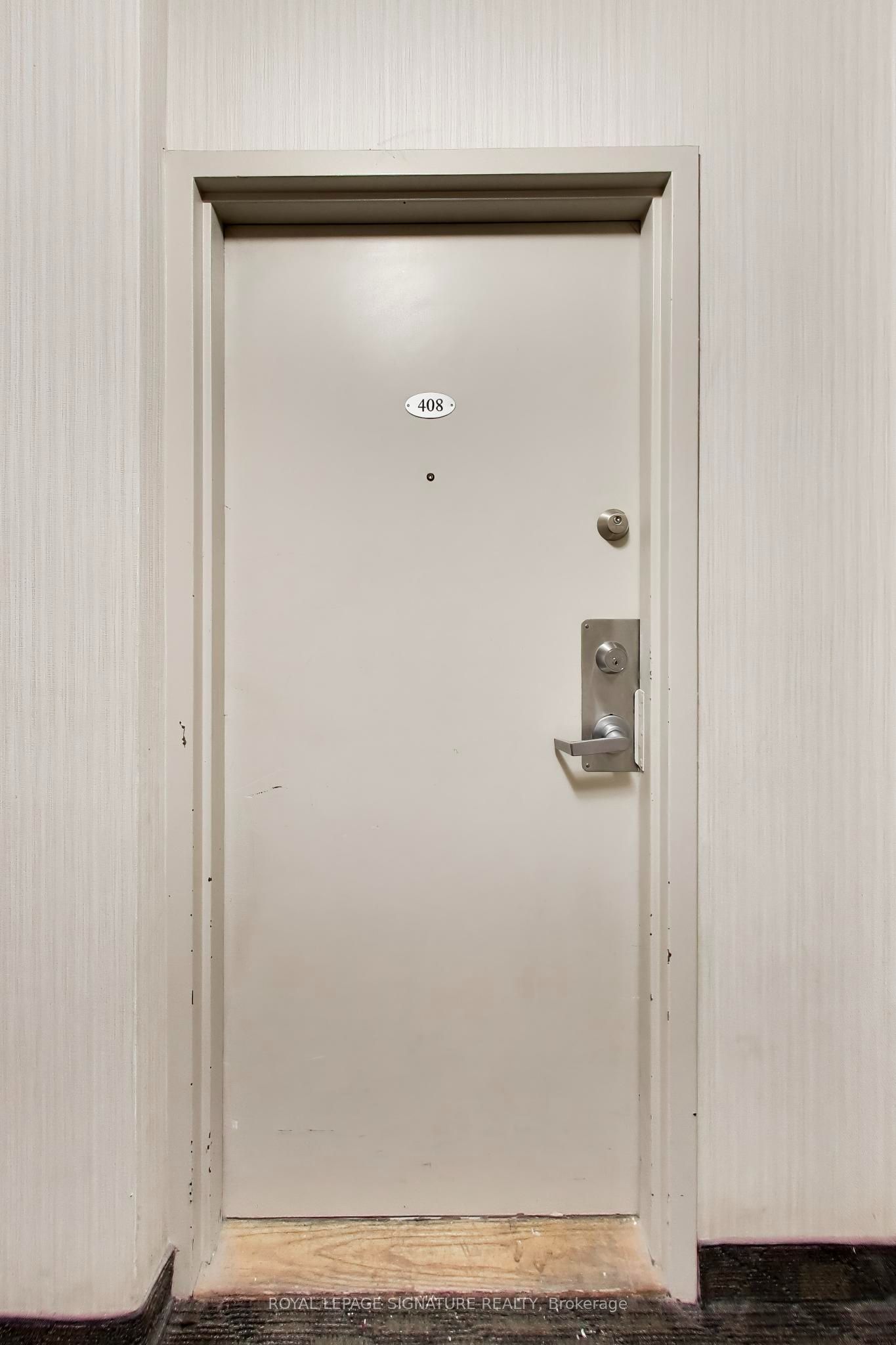 1 Massey Square 408 Property Photo 11