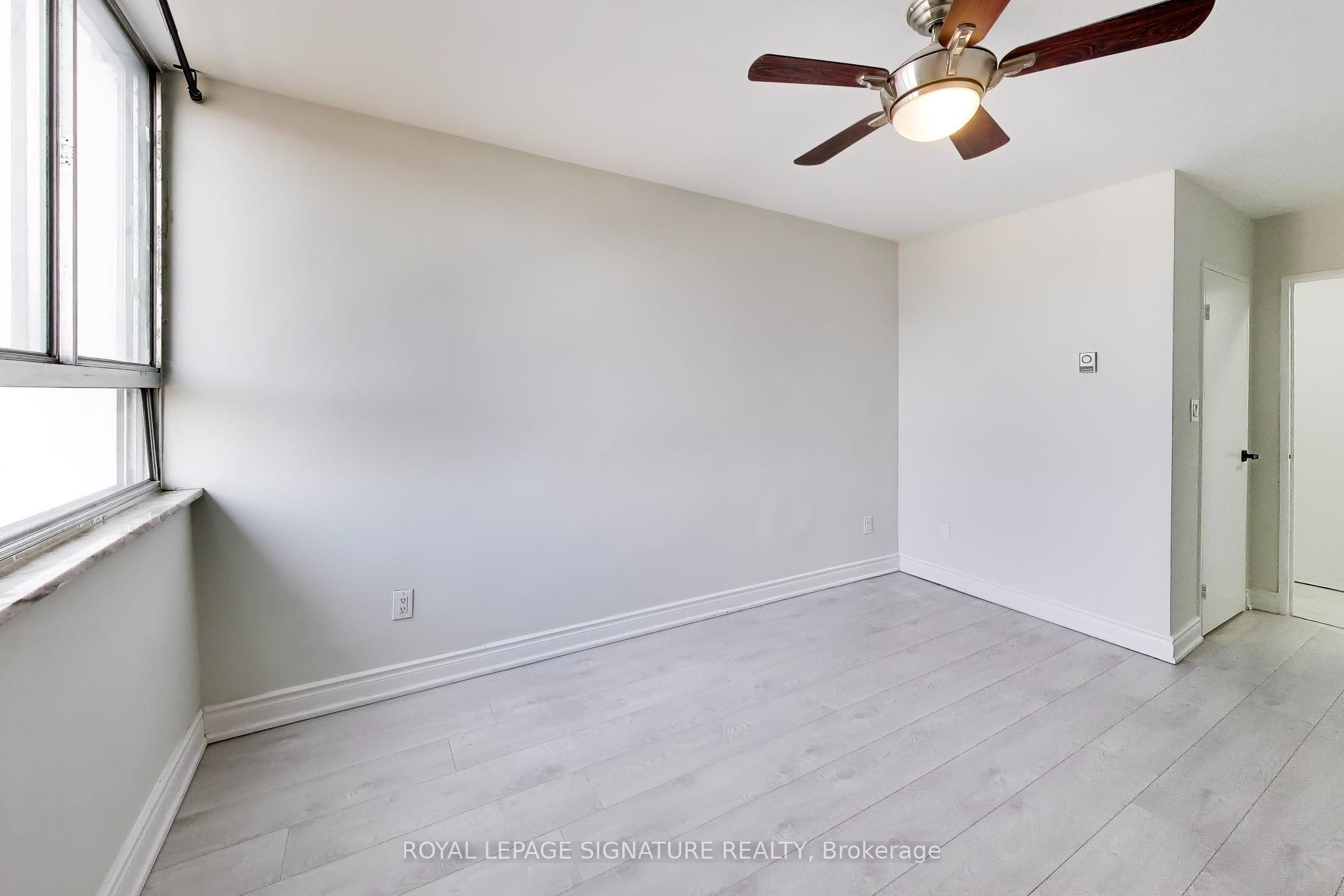 1 Massey Square 408 Property Photo 34