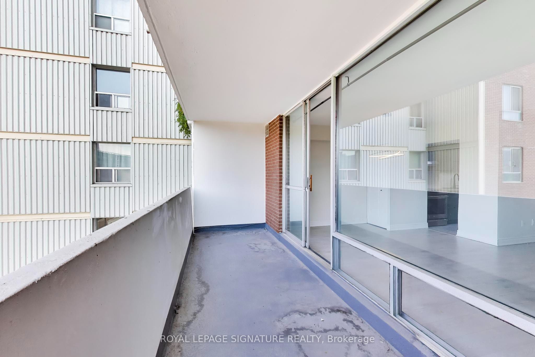 1 Massey Square 408 Property Photo 38