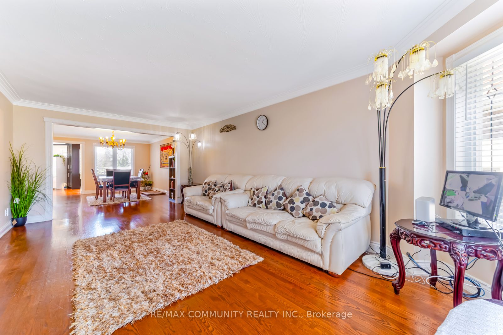 56 Cedar Brae Boulevard Property Photo 10