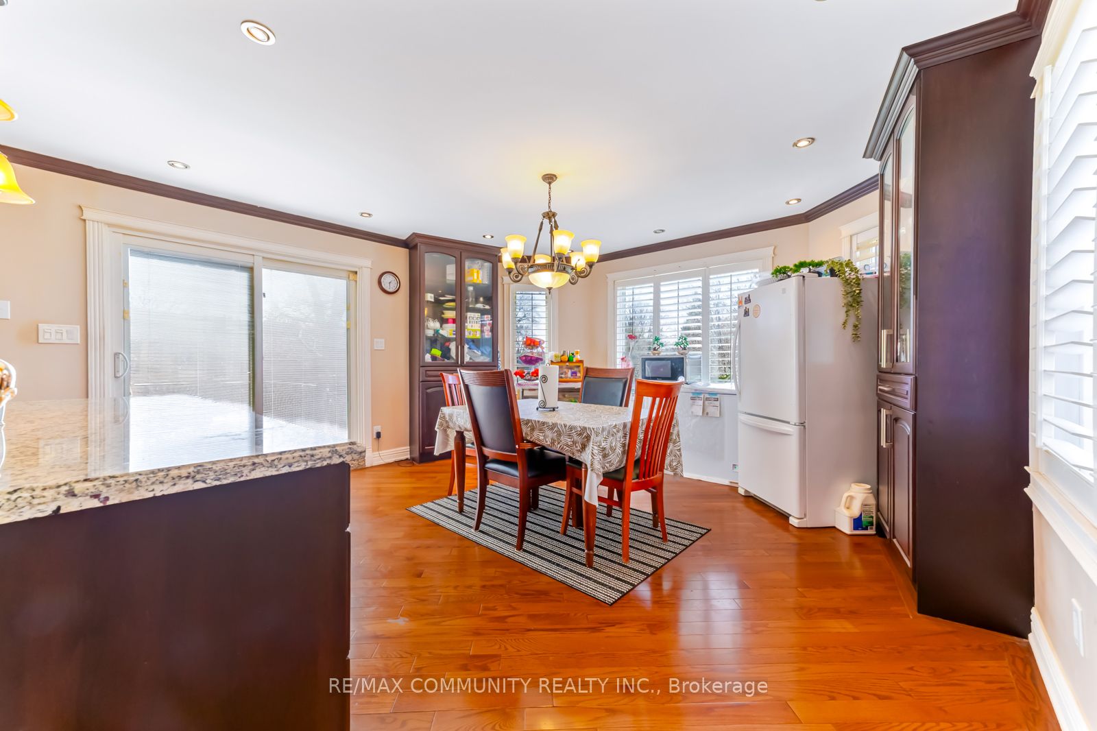 56 Cedar Brae Boulevard Property Photo 14
