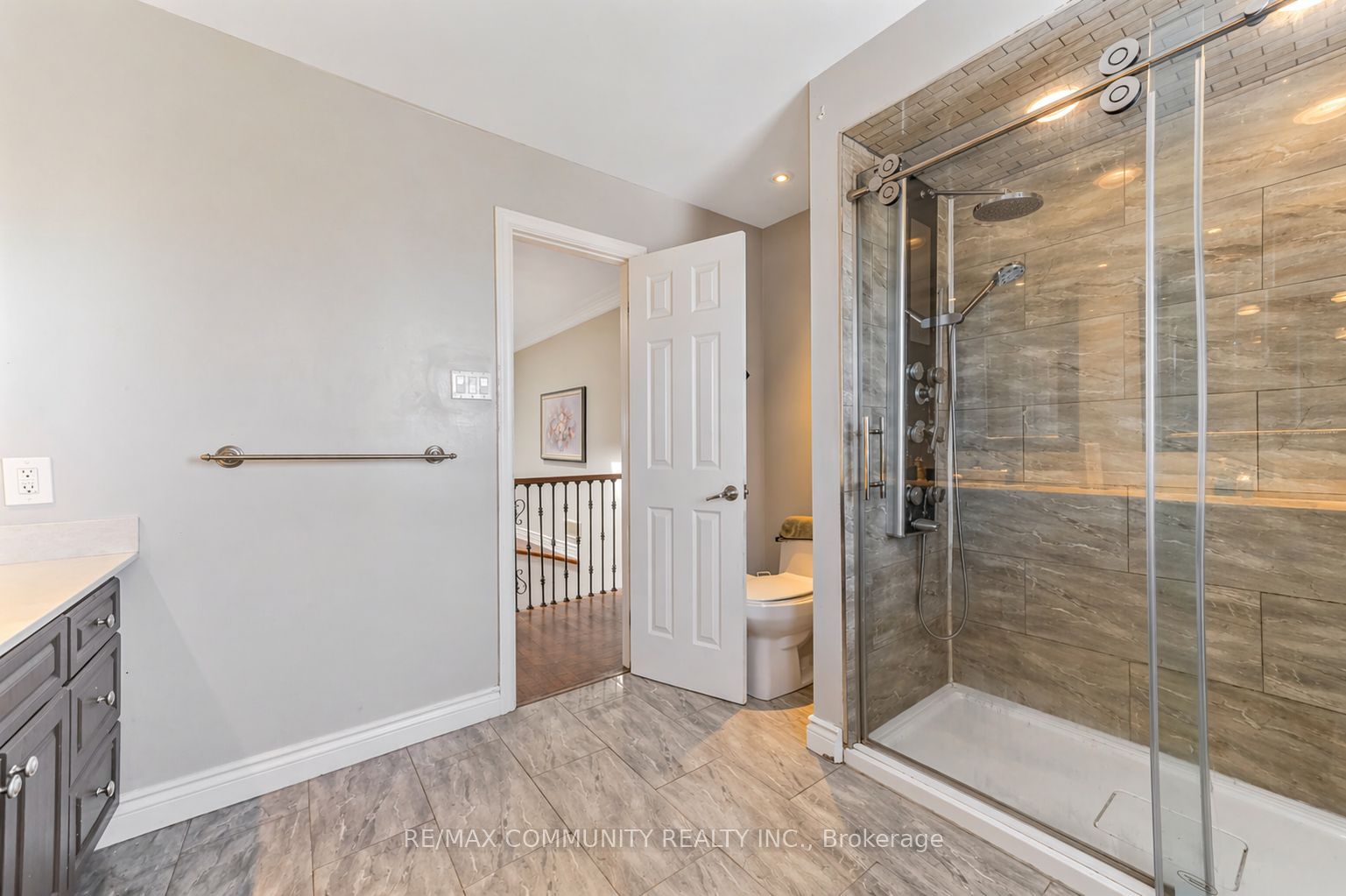 56 Cedar Brae Boulevard Property Photo 35