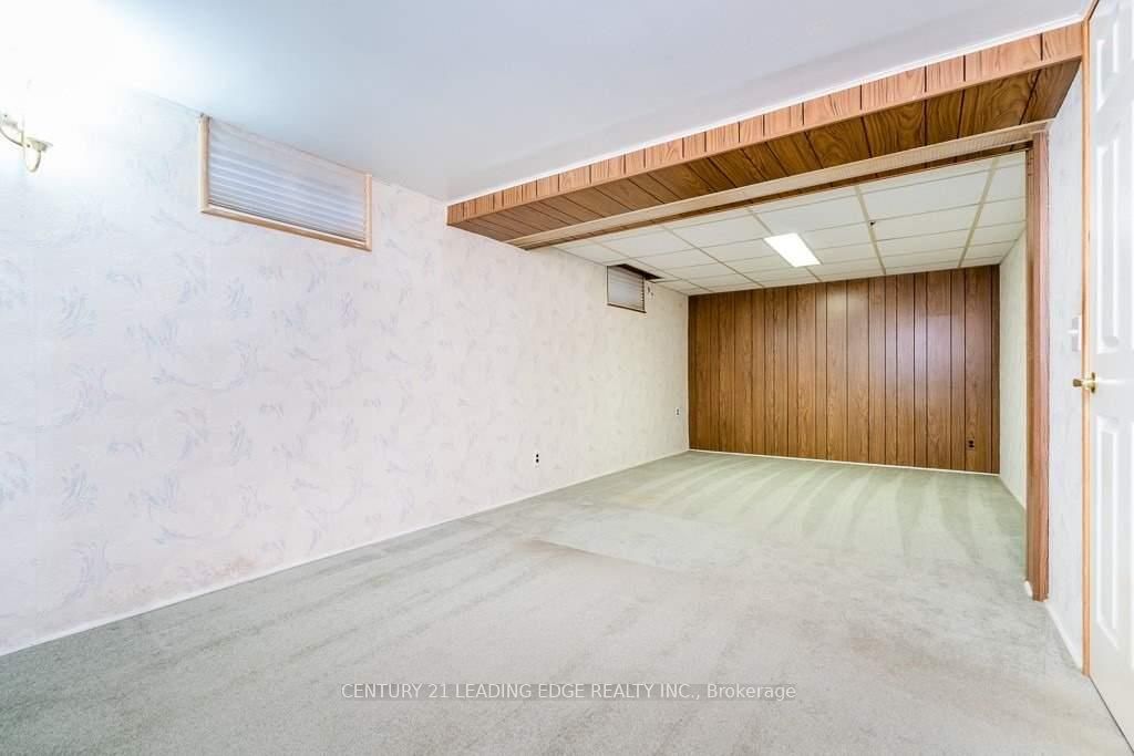 17 Caddy Drive Bsmt Property Photo 6