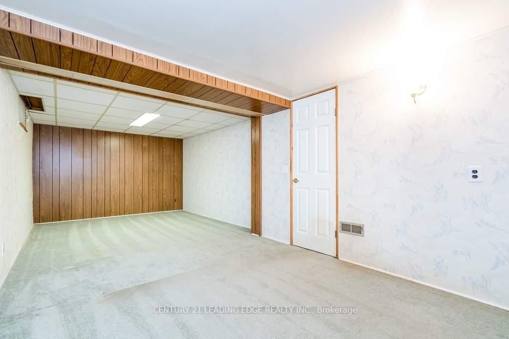 17 Caddy Drive Bsmt Property Photo 7