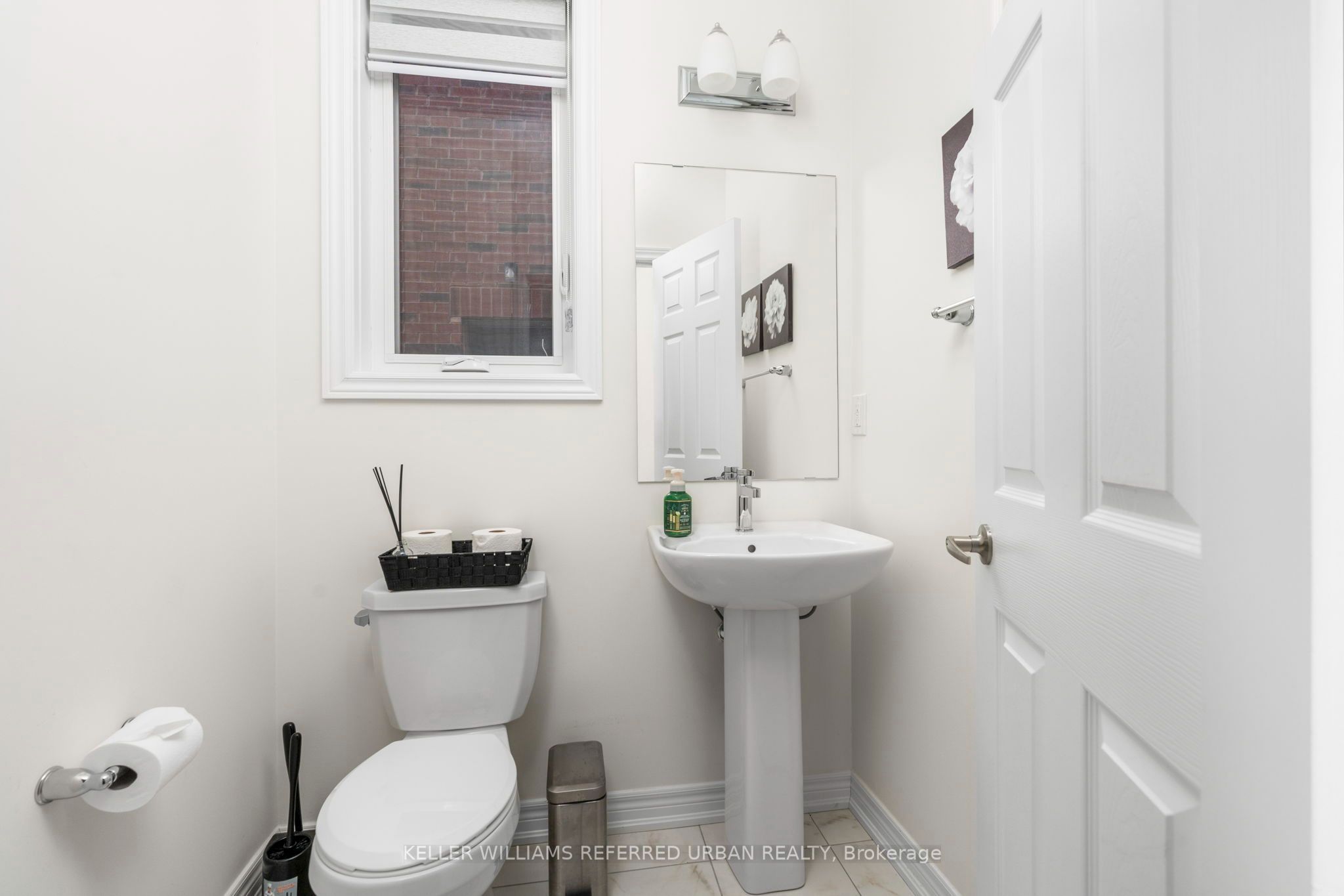 2523 Orchestrate Drive Upper Property Photo 11