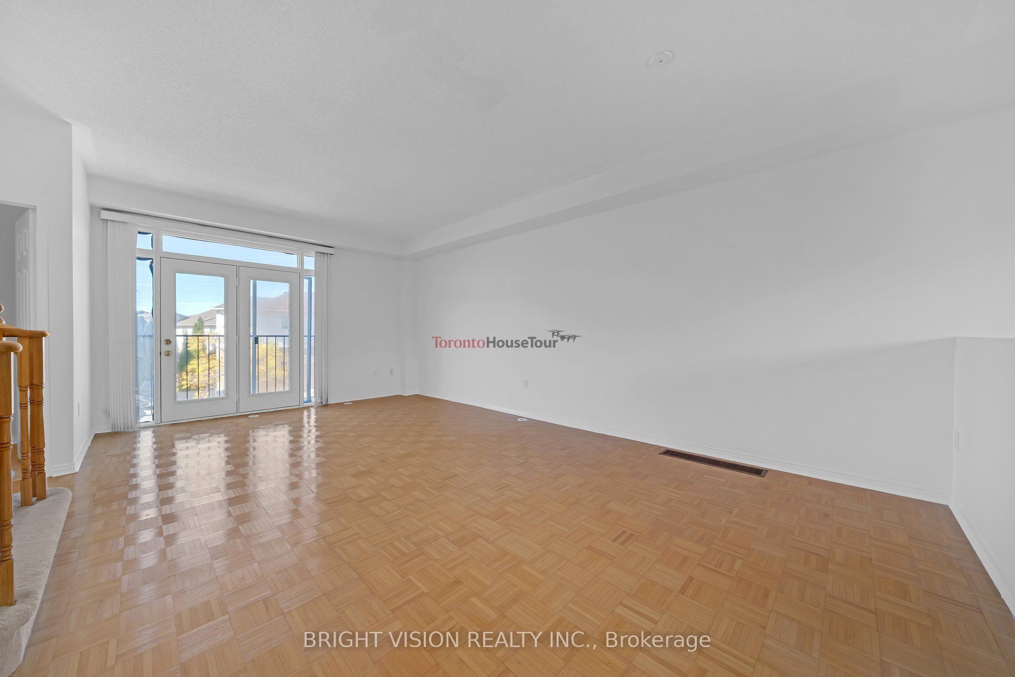 1543 Hummingbird Court Property Photo 13
